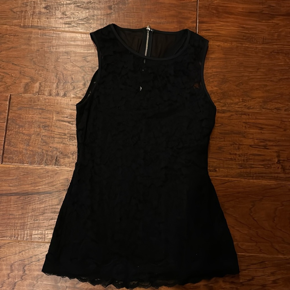 Express. Black top. Size medium